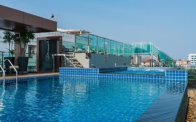 โรงแรมแอคควา